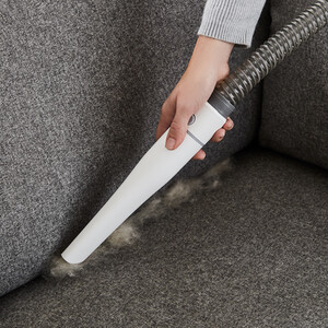 Pet Grooming Vacuum by Daewoo