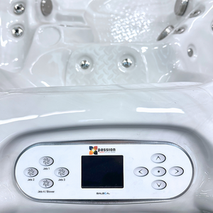 Ecstatic Wave Hot Tub - White by Fonteyn