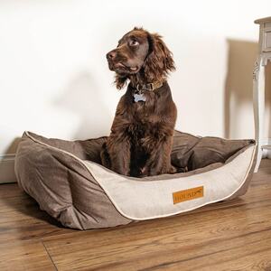 Vintage Style Pet Bed by Dreampaws
