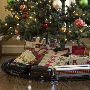 Polar Express Ready to Play Train set 37 piece - Black by Lionel