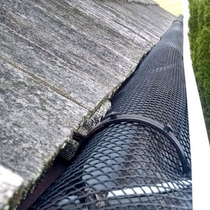 10m Gutter Mesh and 2 Guards by Garden Mile