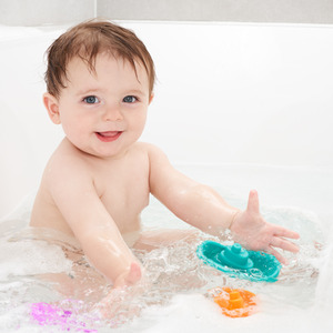 Tiny To Tots Bath Boats - Multicoloured by Tiny To Tots