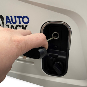 Autojack Petrol Generator Quiet Portable Suitcase Camping Inverter 800W - White by Autojack