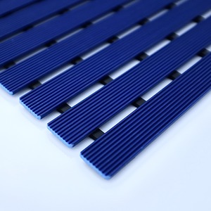 PVC Duck Board Shower Mat by Nicoman