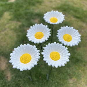 Cast Iron Daisy Bird Feeder - White by Selections