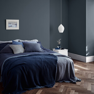 Crown Wall and Ceilings Matt Emulsion - Aftershow by Crown Paints