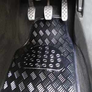 Titan Metallic Universal Rubber Backed Carbon Car Mat 4 Piece Set - Carbon by JVL