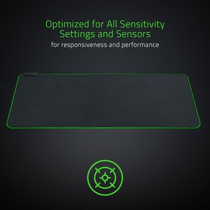 Razer Goliathus Chroma Soft Gaming Surface - Control and Speed - Black / Extended by Razer