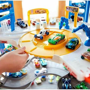 Hot Wheels Super Ultimate Garage Play Set FML03 - Multi-Coloured by Hot Wheels