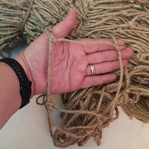 Jute Heavy Duty Natural Biodegradable Pea Bean Netting - Brown / 5m / 100mm x 100mm mesh holes by True Products