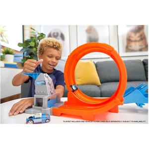Hot Wheels Loop Stunt Champion Track Set - Multicolour by Hot Wheels