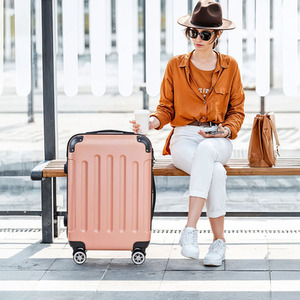 Suitcase Set of 3 Lockable Travel Cases - Rose Gold by Livingandhome