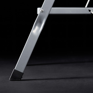 4 Step Foldable Ladder - Silver by VonHaus