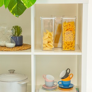 Food Storage Container - 1.8 Litre - White / 10.2cm / 0.966 / 3 / 10cm by Argon Tableware