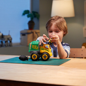 Machine Makers City Service by Nikko