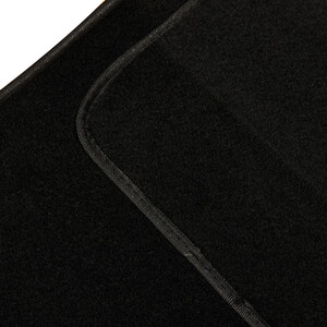 Set of 4 Carkit Carpet Car Mats - Black by Carkit