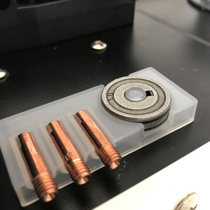 130 AMP Gasless Mig Welder 230V - white by Autojack