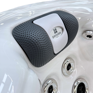 Excite Hot Tub - White by Fonteyn