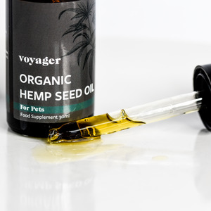Cold-Pressed Hemp Seed Oil for Pets - White by Voyager
