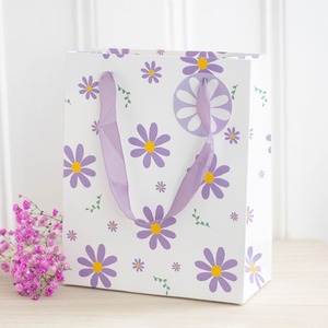 Medium Purple Daisy Gift Bag - Purple by Kingsbury Gifts