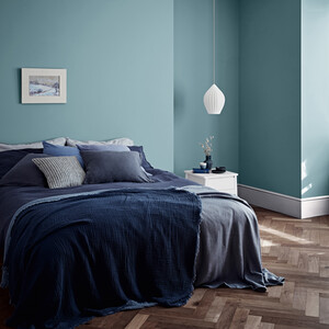 Crown Walls and Ceilings Mid Sheen Emulsion - Duck Egg / 2.5l by Crown Paints