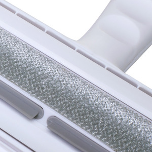 Pet Hair Remover Roller by Livingandhome