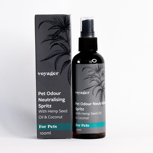 Pet Odour Neutralising Spritz - White by Voyager