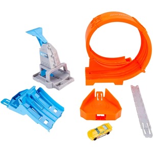 Hot Wheels Loop Stunt Champion Track Set - Multicolour by Hot Wheels