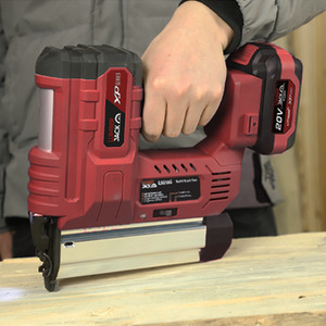 Lumberjack Cordless 20V Nail and Staple Gun Kit Fast Charger and 2Ah Battery - Red by Lumberjack