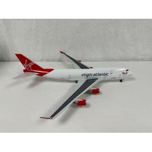 Plane Model 747 - Mixed by Chame