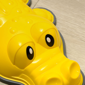 ZONEKIZ Crocodile Designed Balance Stones with Anti Slip Edge - Blue / 9cm by ZONEKIZ