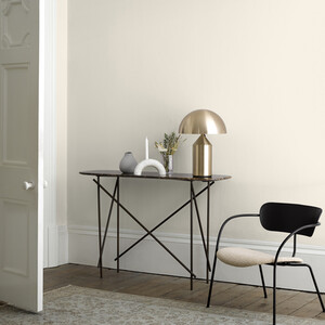 Crown Walls and Ceilings Silk Emulsion by Crown Paints