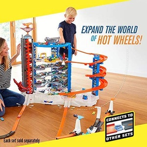 Hot Wheels Super Ultimate Garage Play Set FML03 - Multi-Coloured by Hot Wheels
