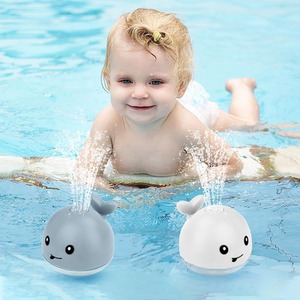 Whale Spray Water Swimming LED Light Up Sprinkler Toy - White