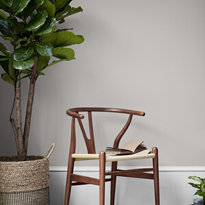 Crown Walls and Ceilings Silk Emulsion by Crown Paints