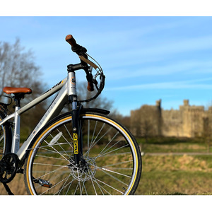 Dallingridge Malvern Hybrid Electric Bike, 700c - Silver & Camel by Dallingridge