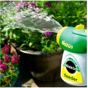 Miracle Gro Hose Feeder - Green by Miracle Gro