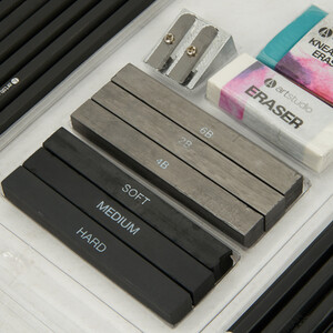 Art Studio 21 Piece Sketching Set by Art Studio