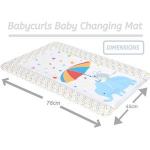 Baby Changing Mat - Raining Hearts / Raining Hearts by Babycurls