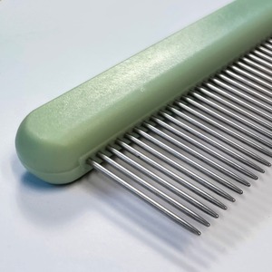 Soft Grip Dog Grooming Comb Crufts Metal Pet Hair remover Detangle - Green by Crufts