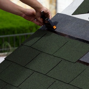 18-Pack Three-Tab Asphalt Roofing Shingles - Green by Livingandhome