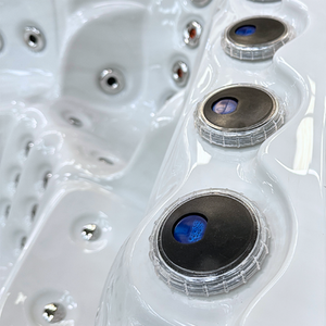 Excite Hot Tub - White by Fonteyn