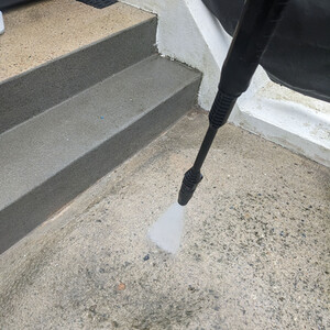 Saber 1600W Pressure Washer - Black and Orange by Saber