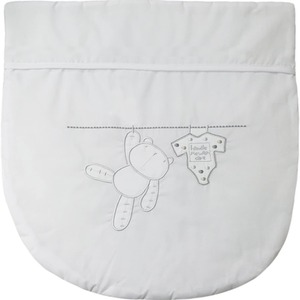 White Teddy Wash Day Moses Basket with Natural Opal Folding Stand by Kinder Valley