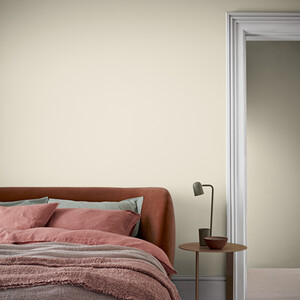 Crown Walls and Ceilings Silk Emulsion - Antique Cream / 2.5l by Crown Paints