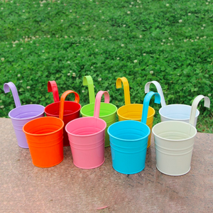 Garden Gardening Pots-Planters-And-Flower-Beds