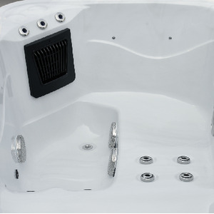 Palm Spas Dual Lounger - 3 Seat Hot Tub- American Balboa 13amp Plug and Play - White by Palm spas