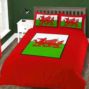 Welsh Dragon Percale Duvet Cover and Pillowcase Set by Welsh Dragon