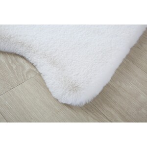 Faux Rabbit Fur Pelt Rug - Whisper White