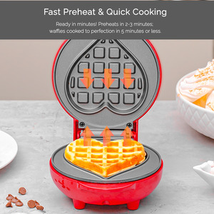 Innoteck Mini Waffle Snack Maker 550W by Innoteck